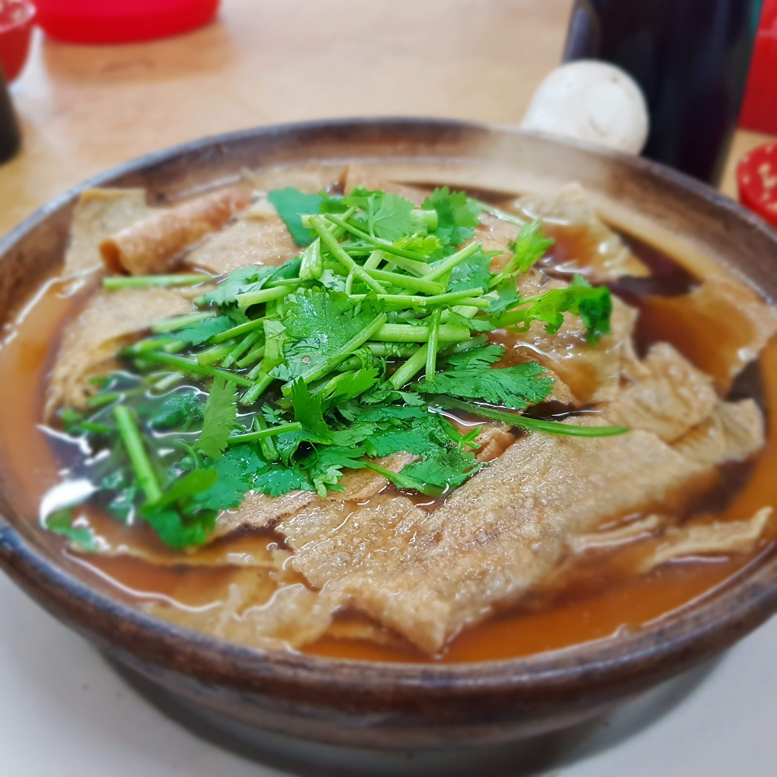 聚心轩肉骨茶 7